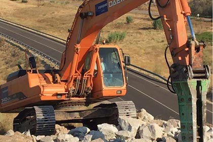 CATERPILLAR 322 CLN